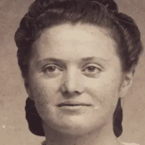 Nainaine jeune, photographie ancienne